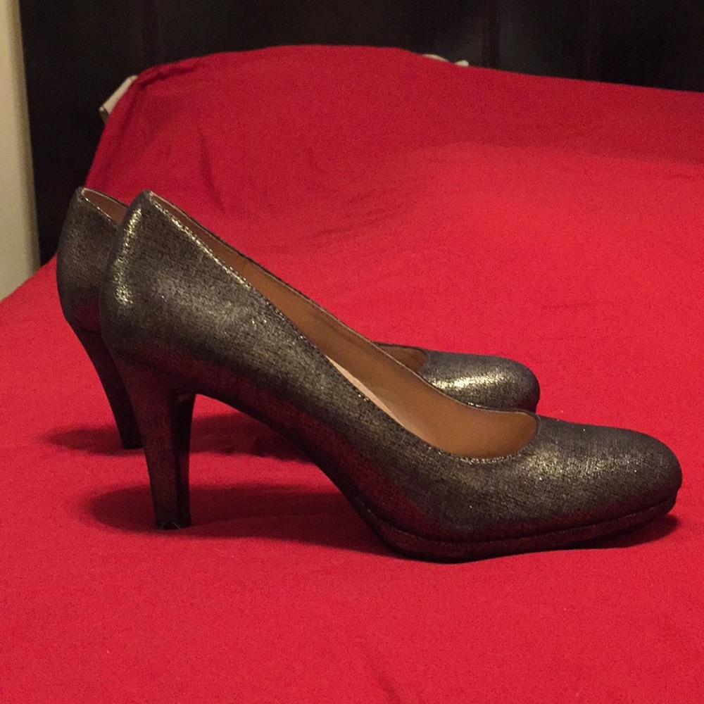 NATURALIZER N5 CONTOUR BLACK/GOLD SHINEY7.5M SHOES